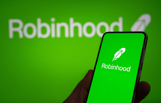 Robinhood Opportunities and Risks in Stock Investing